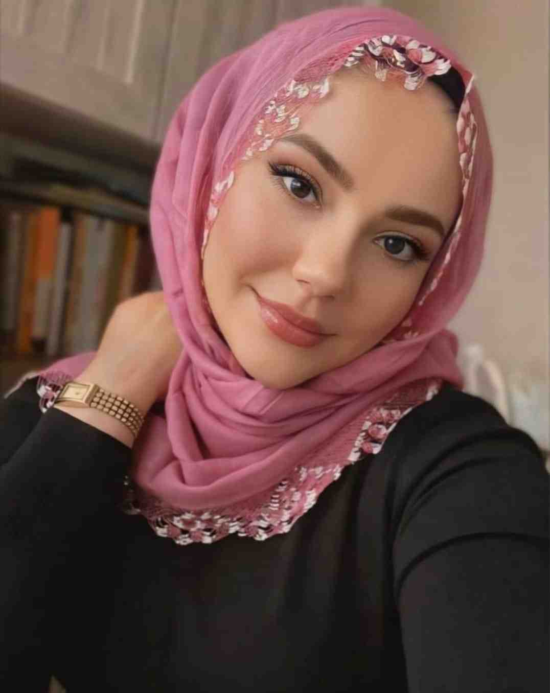 İzzettin Düşünceli Bayan Escort Bayan Gül