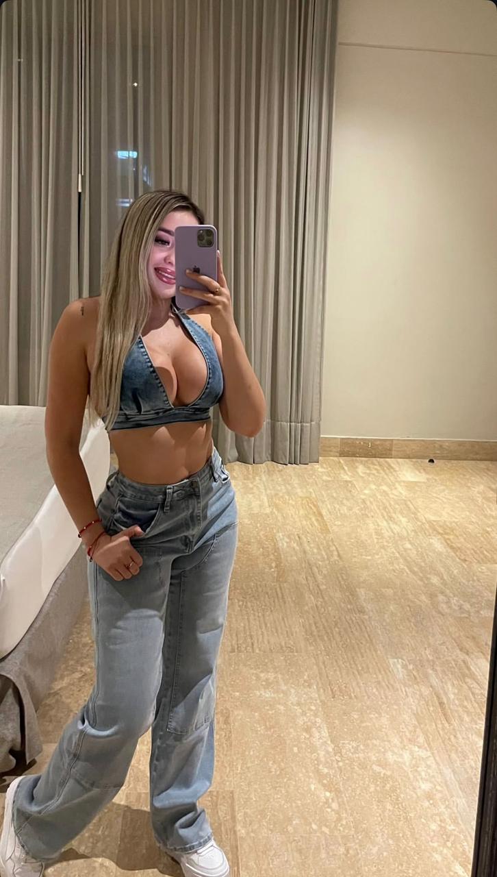 Akboğaz Beni Sevecek Kadın Escort Bayan Reyhan