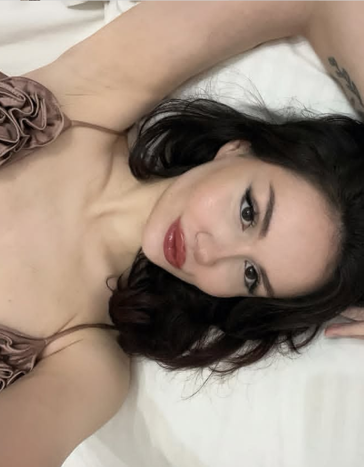 Atadönmez Sevgi Dolu Bayan Bayan Escort Tuğba
